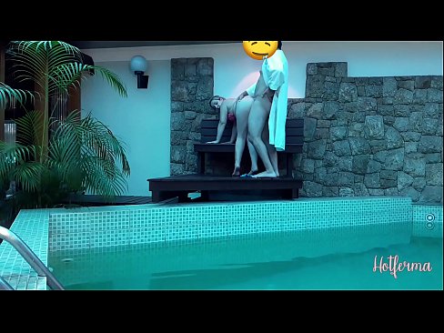 ❤️ Boss ngajak babu ka kolam renang, tapi teu bisa nolak a panas ❤❌ video porno di urang ❌️